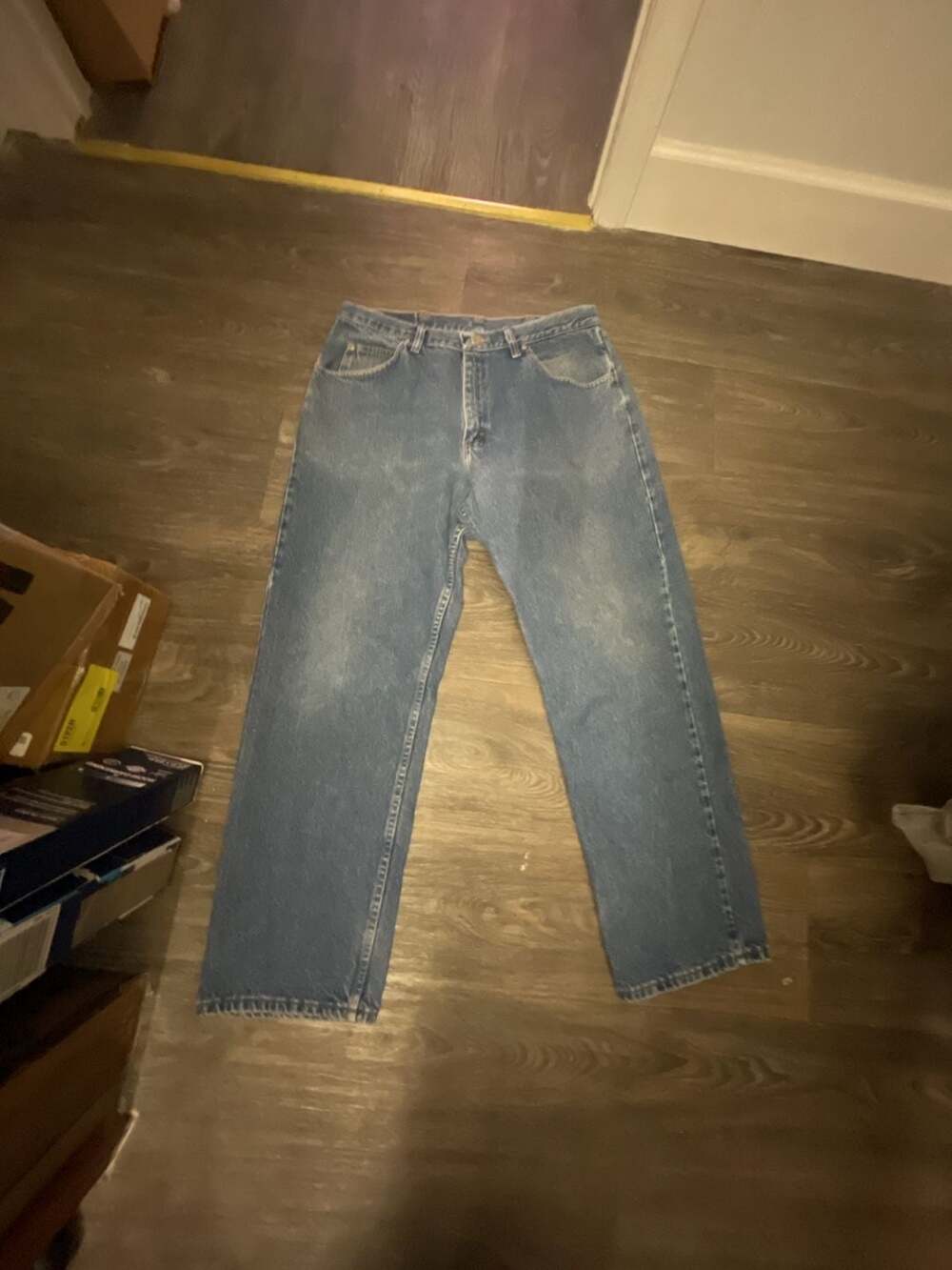 Wrangler Relaxed Fit Denim Jeans Size 36x30 Blue